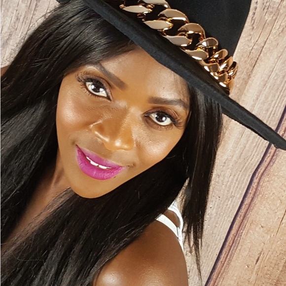 NWOT Stunning 2pcs Set/Black Big Brimmed Fedora Hat /Chain Purse - Picture 5 of 9